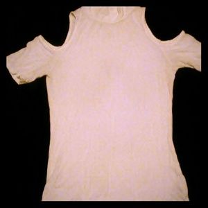 Sleeveless, sexy summer shirts